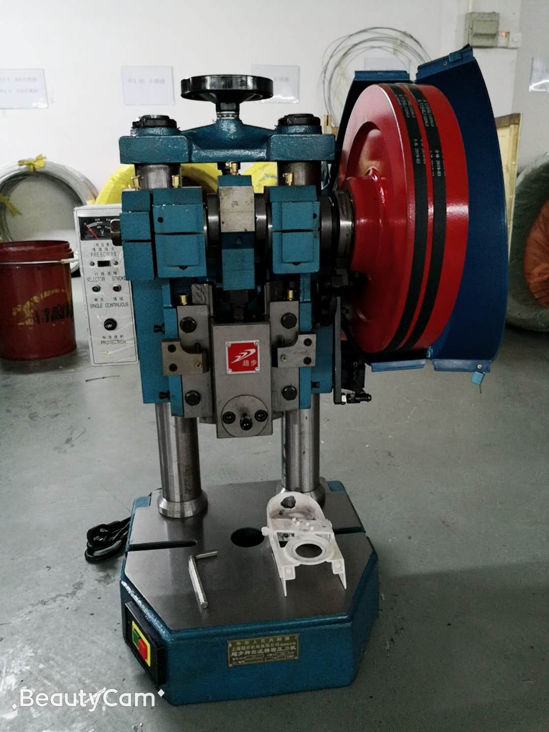 1561118453576039.jpg 558e2548ea1ce4dbc8d6257297ccdbd.jpg